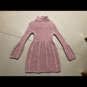 Winter dress - 5-6 girls